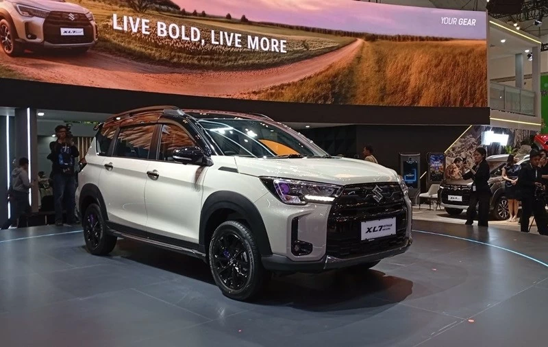 Diện mạo phía trước là khu vực có nhiều thay đổi nhất trên Suzuki XL7 2026.