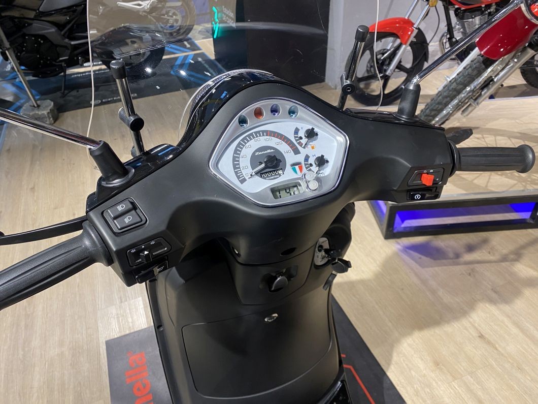 Chính thức ra mắt ‘vua xe ga’ 150cc mới thiết kế thanh lịch, sang trọng hơn cả Honda SH và SH Mode, giá 56,2 triệu đồng