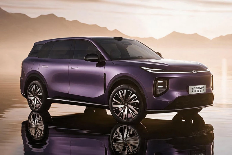 SUV hạng D công suất 374 mã lực, siêu tiết kiệm xăng, giá hơn 540 triệu đồng - Hình 1