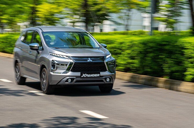 Mitsubishi Xpander lại chỉ được trang bị 2 túi khí ở phía trước.