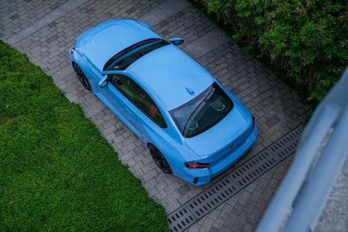 Cận cảnh BMW M2 giá gần 4,1 tỷ đồng vừa ra mắt thị trường Việt Nam - Hình 5