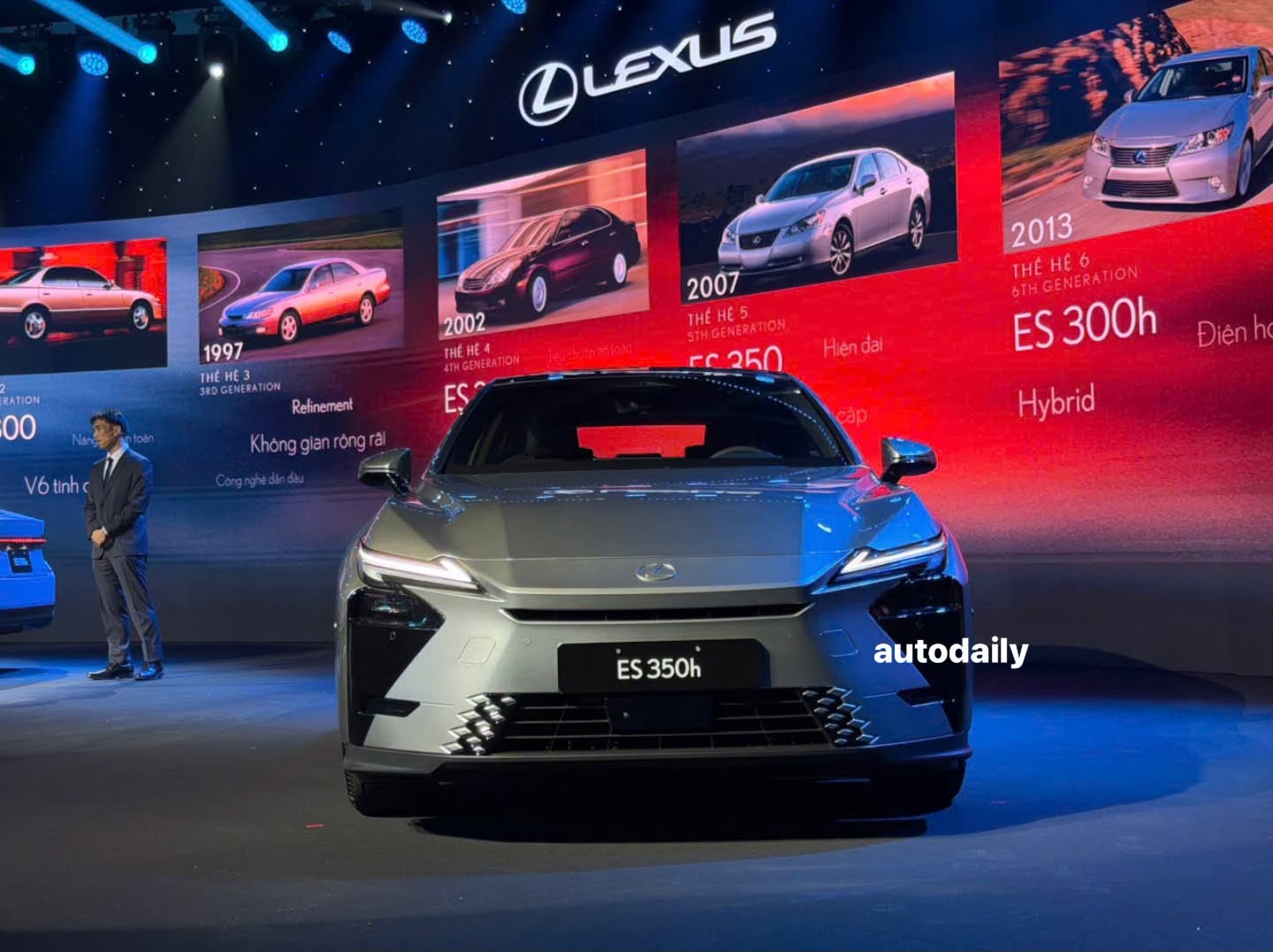 Lexus ES 3.jpg