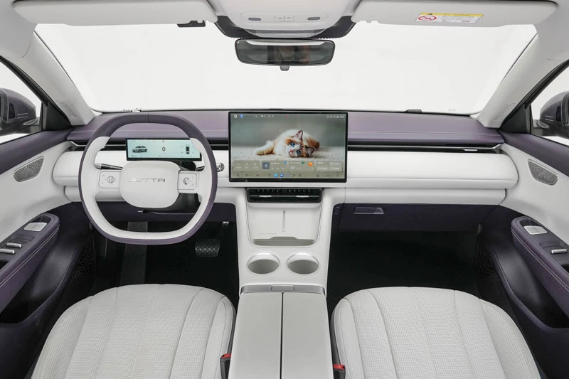 Xe điện hạng D công suất 195 mã lực, phạm vi hoạt động 555km, giá hơn 300 triệu đồng - Hình 6