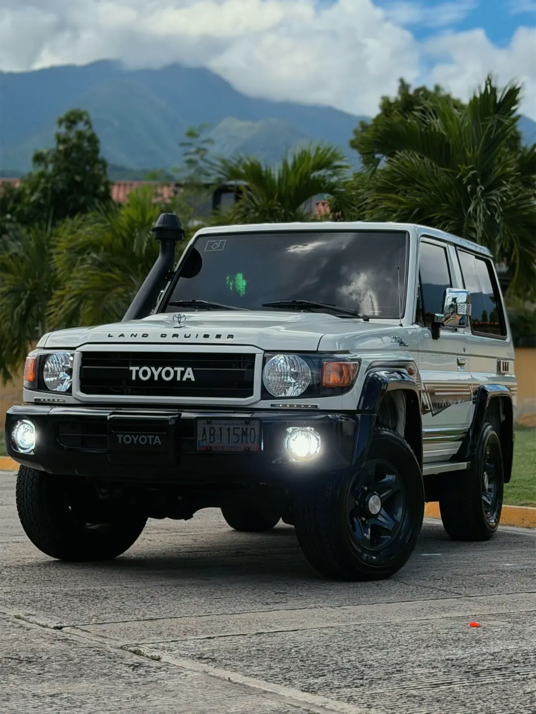Car360 cover