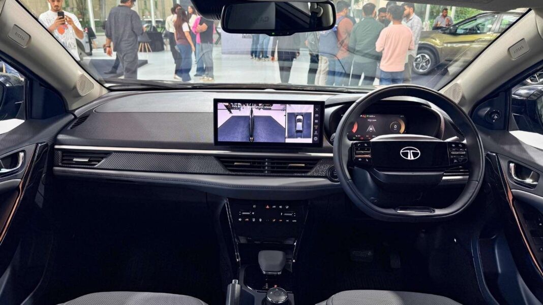 Mẫu SUV 5 chỗ mới chính thức ra mắt với giá chỉ 275 triệu đồng, rẻ hơn cả Hyundai Grand i10 và Kia Morning ảnh 4
