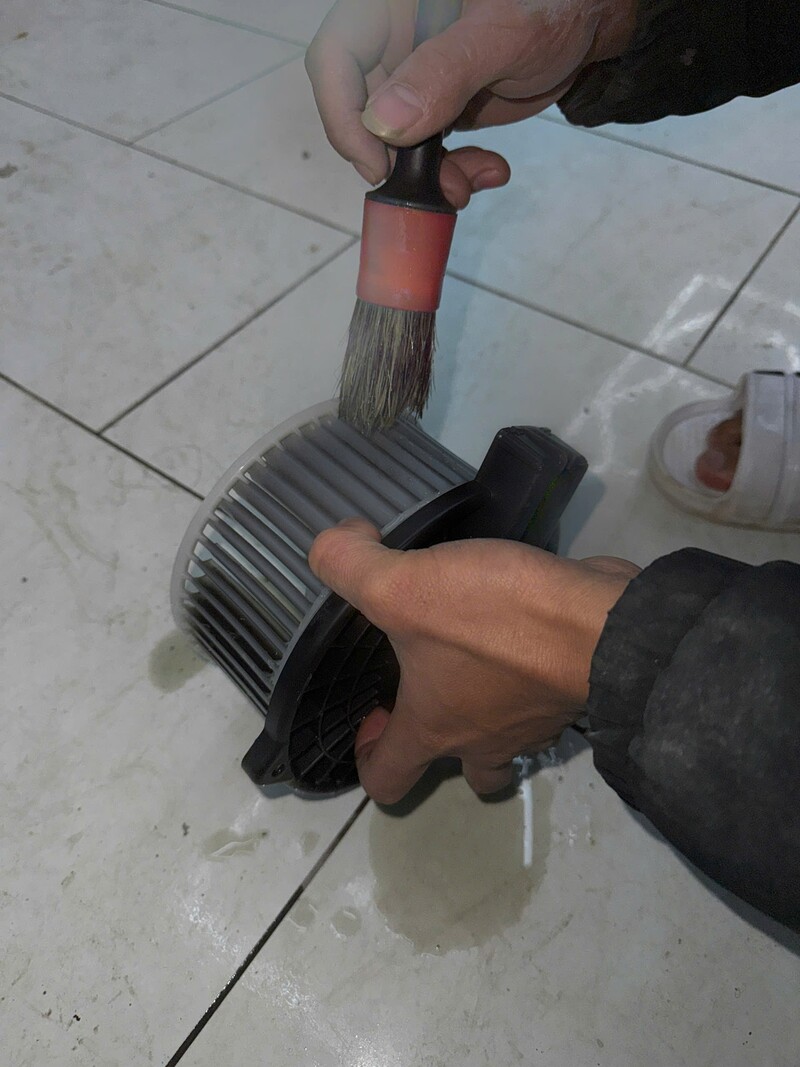 Nội soi dàn lạnh xe hơi