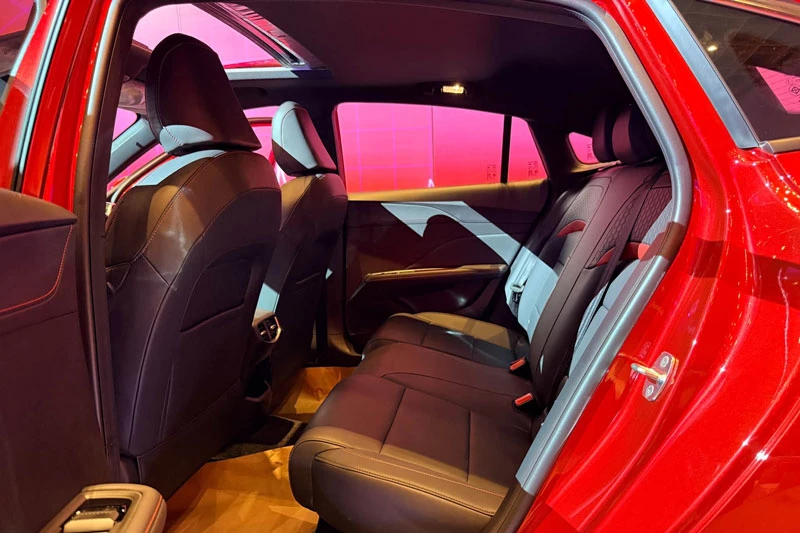 Xe sedan công suất công suất 168 mã lực, giá hơn 500 triệu tại Việt Nam, cạnh tranh với Mazda3 - Hình 5