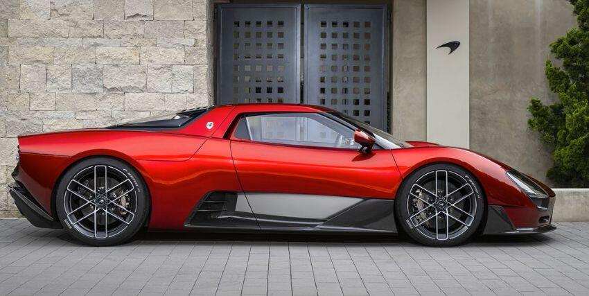McLaren McL 6GT sẽ là mẫu xe thương mại thứ hai của hãng sử dụng hộp số sàn, sau huyền thoại F1.