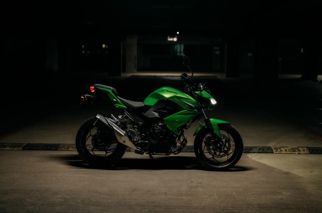 ‘Vua côn tay’ mới ra mắt: Động cơ 296cc vượt xa Yamaha Exciter, ABS 2 kênh xịn hơn Honda Winner R, giá 87,8 triệu đồng ảnh 3