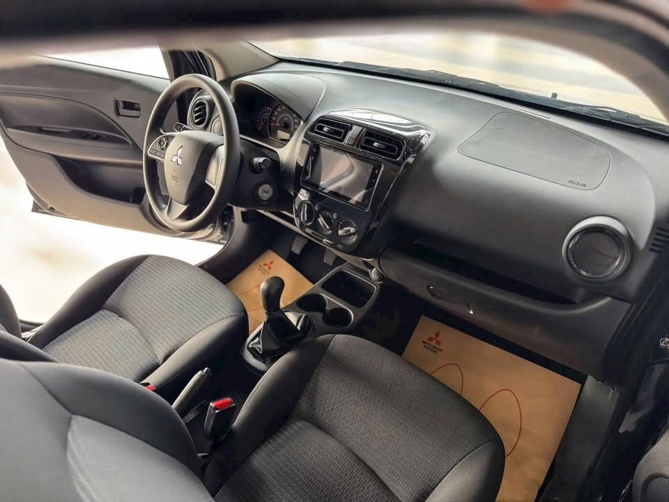 Đại lý xả kho Mitsubishi Attrage: Sedan hạng B xuống giá ngang Grand i10, không thoải mái chọn phiên bản - Ảnh 6.