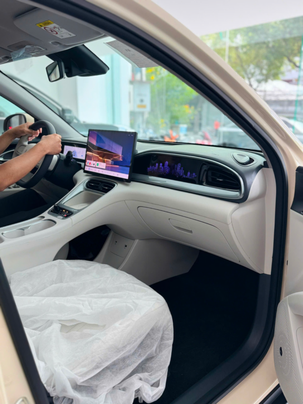 Geely EX2 2026 khuyến mãi T8/2026: Giá lăn bánh, thông số xe, trả góp
