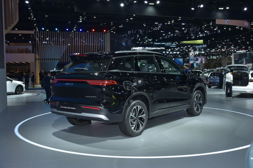 BYD Sealion 5 (16)