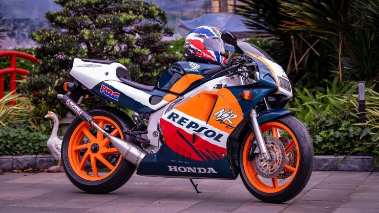Dân chơi Đồng Nai dành hàng trăm triệu hồi sinh Honda NSR250R Repsol hàng hiếm - 11