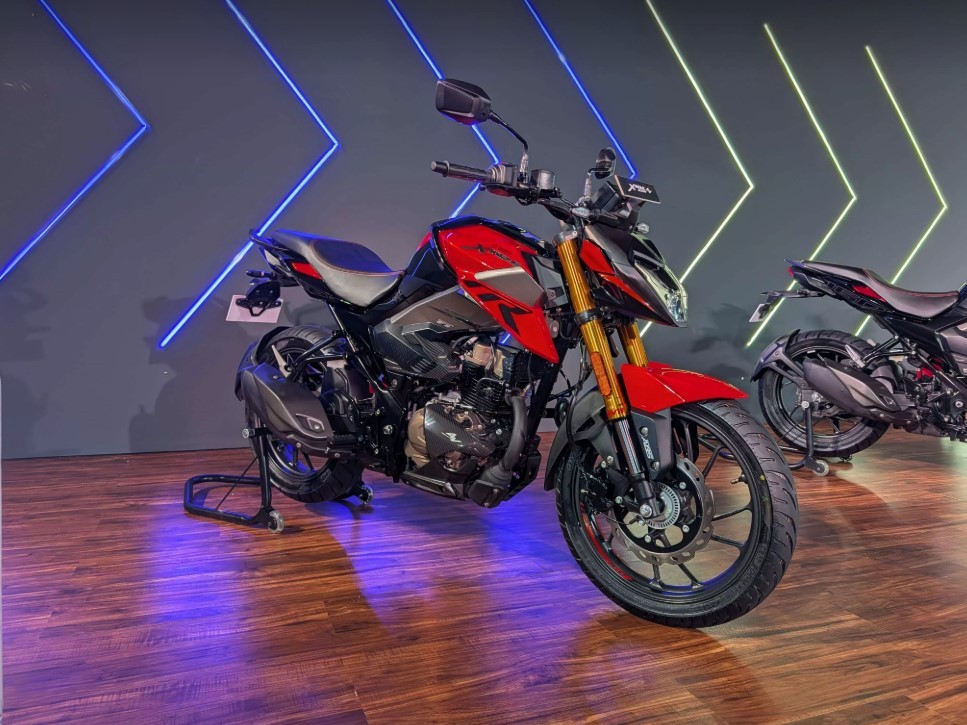 ‘Vua côn tay’ 163cc mới ra mắt giá 34,6 triệu đồng rẻ hơn Yamaha Exciter, có phanh ABS 2 kênh vượt trội Honda Winner R ảnh 2