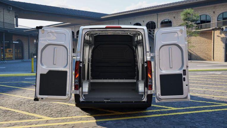 Ford Transit EV lộ diện hình ảnh đầu tiên - 4