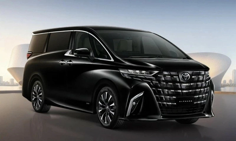Điểm mới đáng chú ý nhất trên Toyota Alphard 2026 là sự xuất hiện của phiên bản HEV Smart.