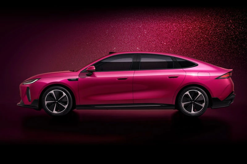 Xe sedan dài gần 4,9 mét, mạnh 252 mã lực, giá hơn 460 triệu đồng - Hình 4