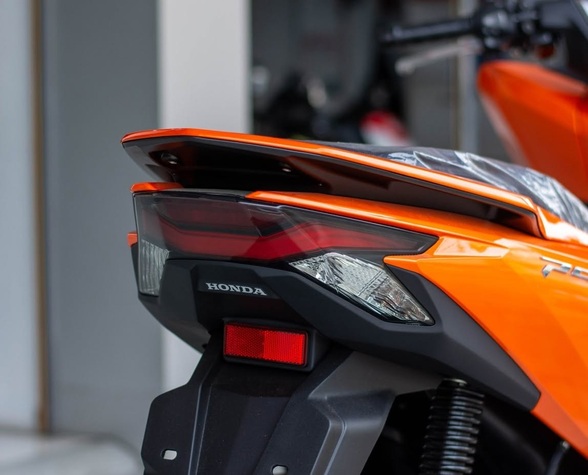 Honda chính thức ra mắt ‘vua xe ga’ 160cc mới trông ‘chất’ hơn SH 160i, trang bị trên cơ SH Mode và Vario, giá hấp dẫn ảnh 5