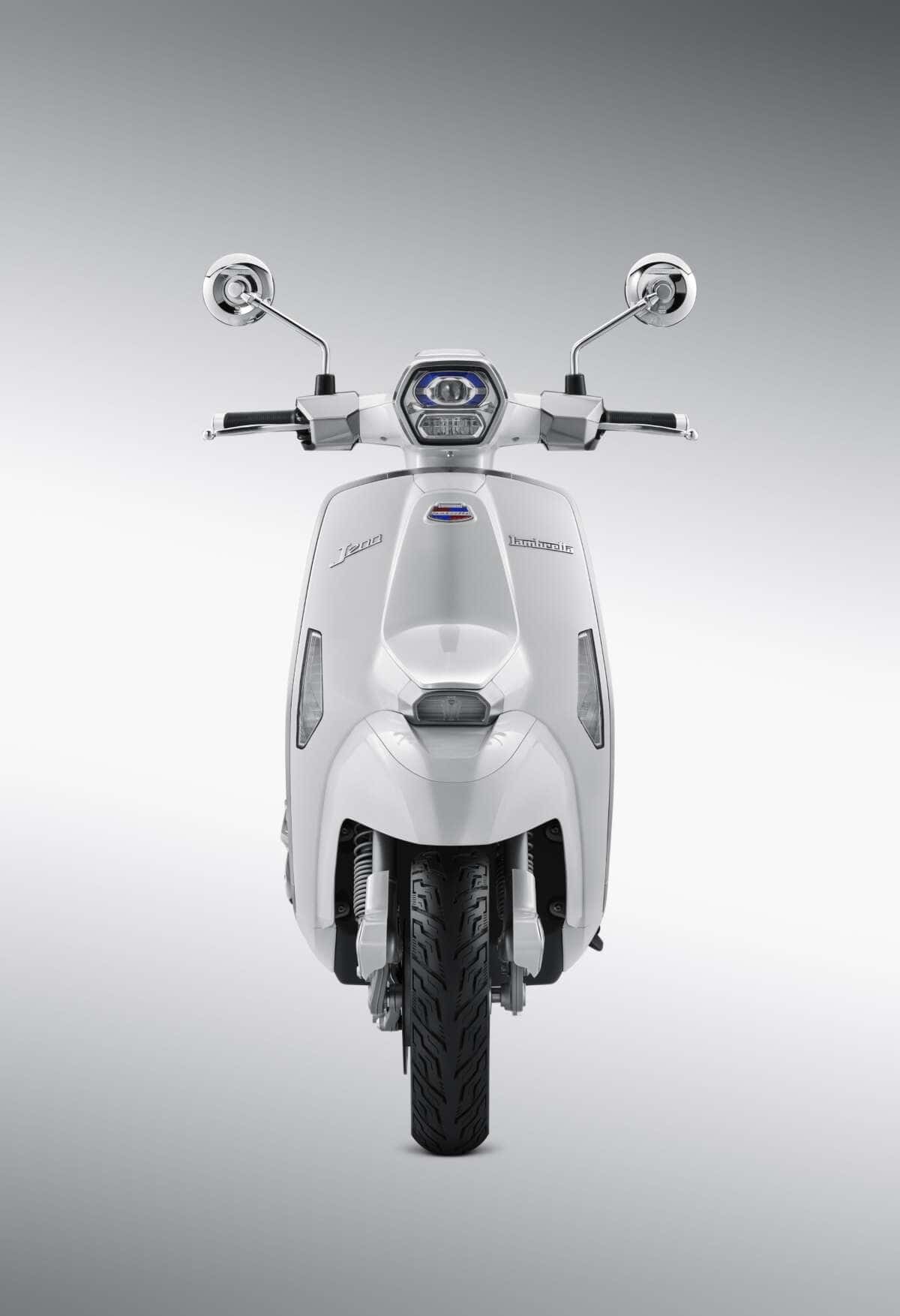 ‘Vua xe ga’ 174cc mới chính thức ra mắt: Thiết kế sang trọng, có ABS 2 kênh như Honda SH, giá hấp dẫn ảnh 4