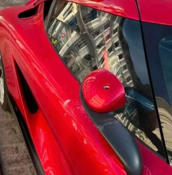 Gemera có thể tăng tốc từ 0 lên 100 km/h trong 1,9 giây và đạt tốc độ tối đa 400 km/h