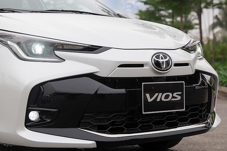 Bộ mâm hợp kim 15 inch đa chấu mới trên Toyota Vios 2026
