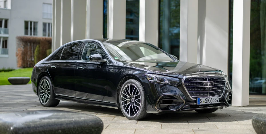 Xe hybrid hay xe xăng: 5 mẫu xe cho thấy không phải cứ hybrid là tốt hơn - Hình 5