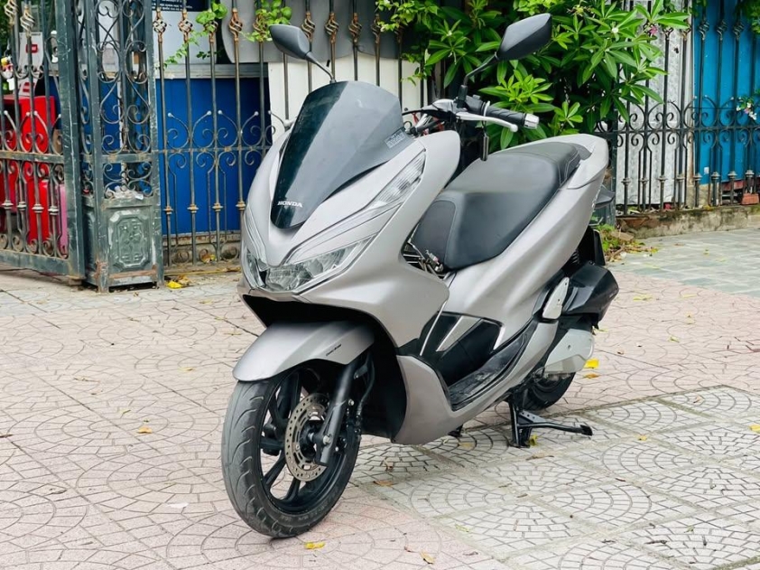 Giá xe Honda PCX cũ: Bảng giá theo đời, kinh nghiệm mua
