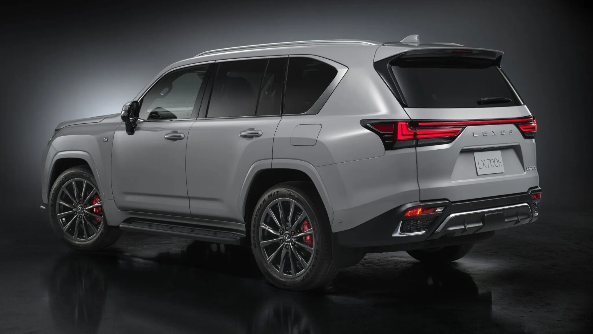Lexus LX600h được bổ sung thêm phiên bản F Sport - 2