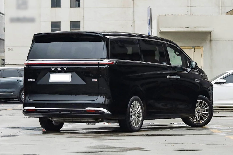 Xe MPV động cơ hybrid, công suất 438 mã lực, giá hơn 1 tỷ đồng - Hình 4