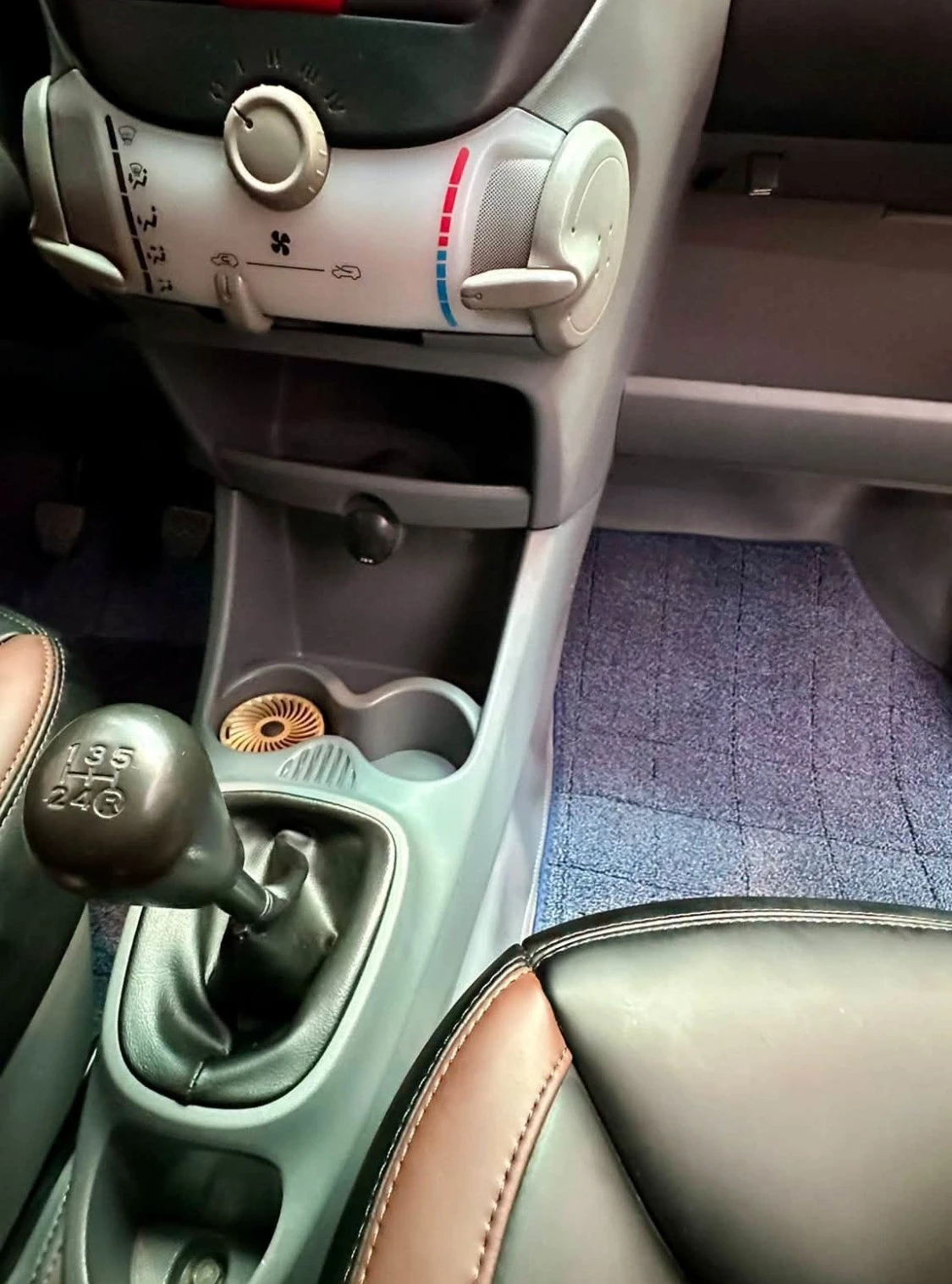 Toyota Aygo 2006 số sàn, xe nhỏ, lạ và hiếm giá 125 triệu có nên mua? - Hình 9