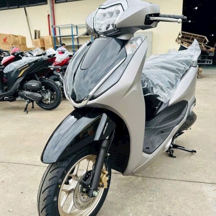 HONDA-LEAD-5
