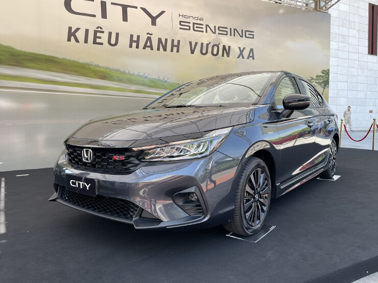 Ngoại thất Honda City 2026 với lưới tản nhiệt dạng tổ ong