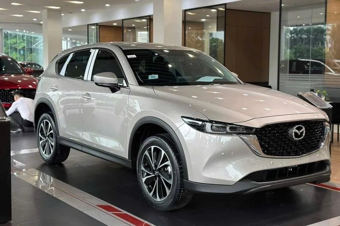 Mazda CX-90 lần đầu có ưu đãi tại đại lý, mức giảm 81 triệu đồng - Hình 2