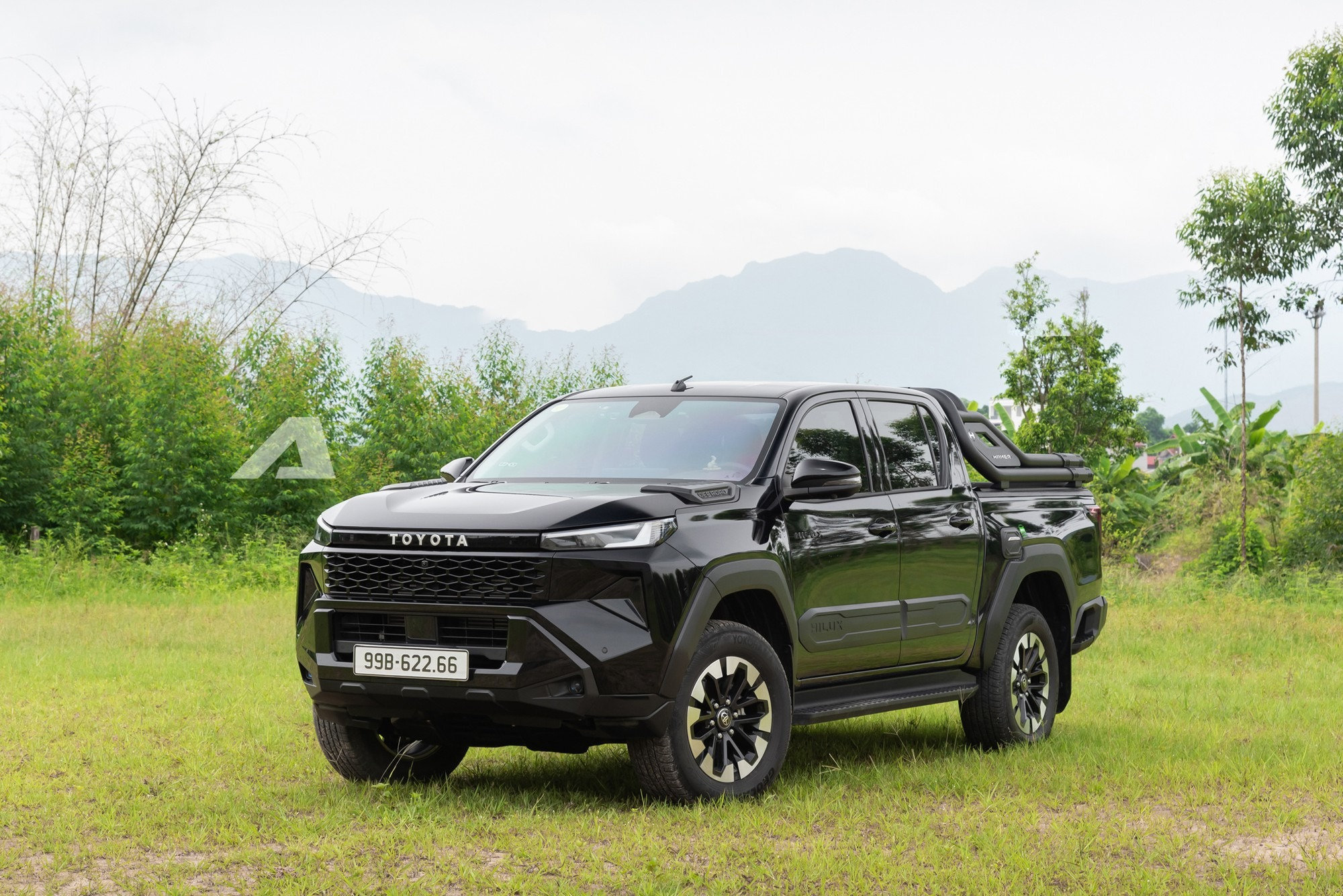hilux-danh-gia-1.jpg