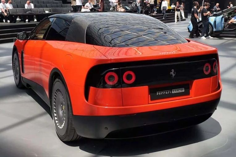 Ferrari Luce