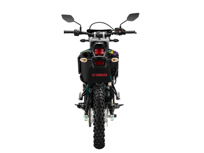 WR155 Black 07