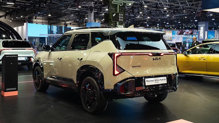 Vén màn Kia Seltos Hybrid thế hệ mới, màn hình khủng - 5