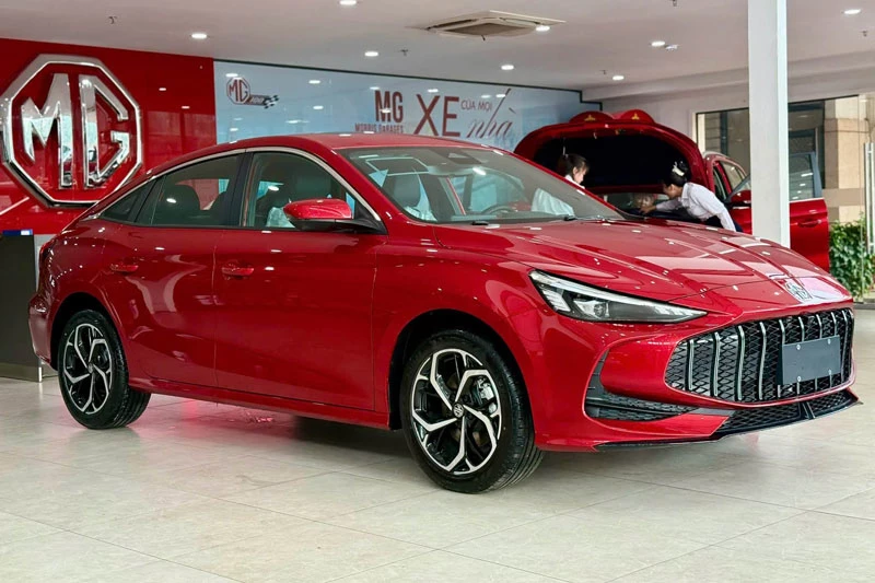 Xe sedan công suất công suất 168 mã lực, giá hơn 500 triệu tại Việt Nam, cạnh tranh với Mazda3 - Hình 1