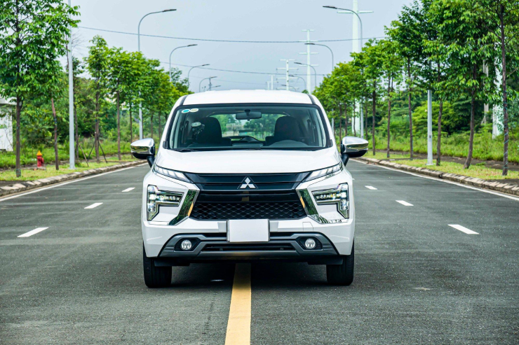 Xpander vẫn là mẫu MPV bán chạy nhất thị trường Việt Nam, trở thành đối thủ lớn nhất mà XL7 Hybrid phải vượt qua
