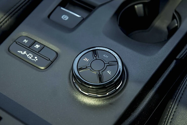 Giá xe Ford Everest lăn bánh tháng 10/2026 và đánh giá chuyên sâu mọi phiên bản tại Việt Nam - Hình 7