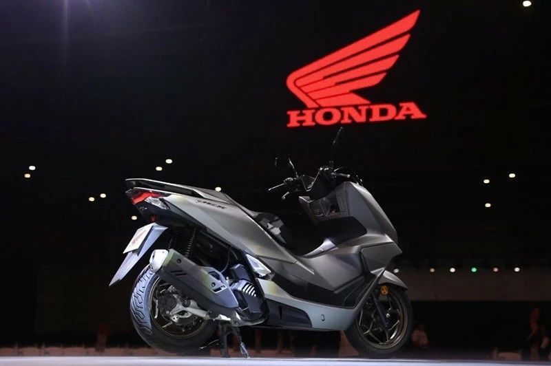Hiện Honda mới công bố PCX160 2026 dành cho Thái Lan và chưa đưa ra thông tin về kế hoạch phân phối tại các quốc gia khác.
