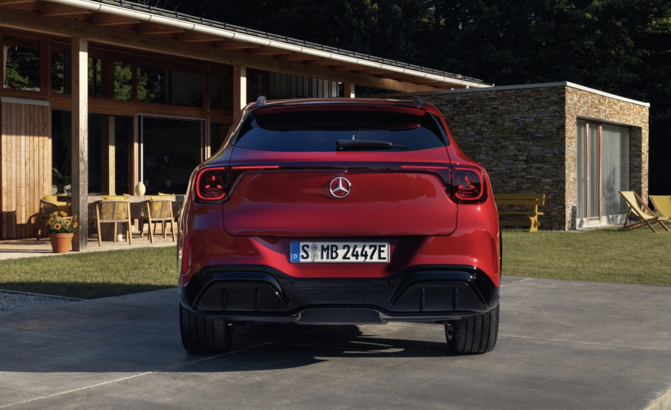 Mercedes-Benz GLA 2027 ra mắt: SUV điện chạy 657 km, sạc nhanh lên đến 320 kW, vẫn có bản hybrid cho người sợ đi cắm sạc - Ảnh 4.