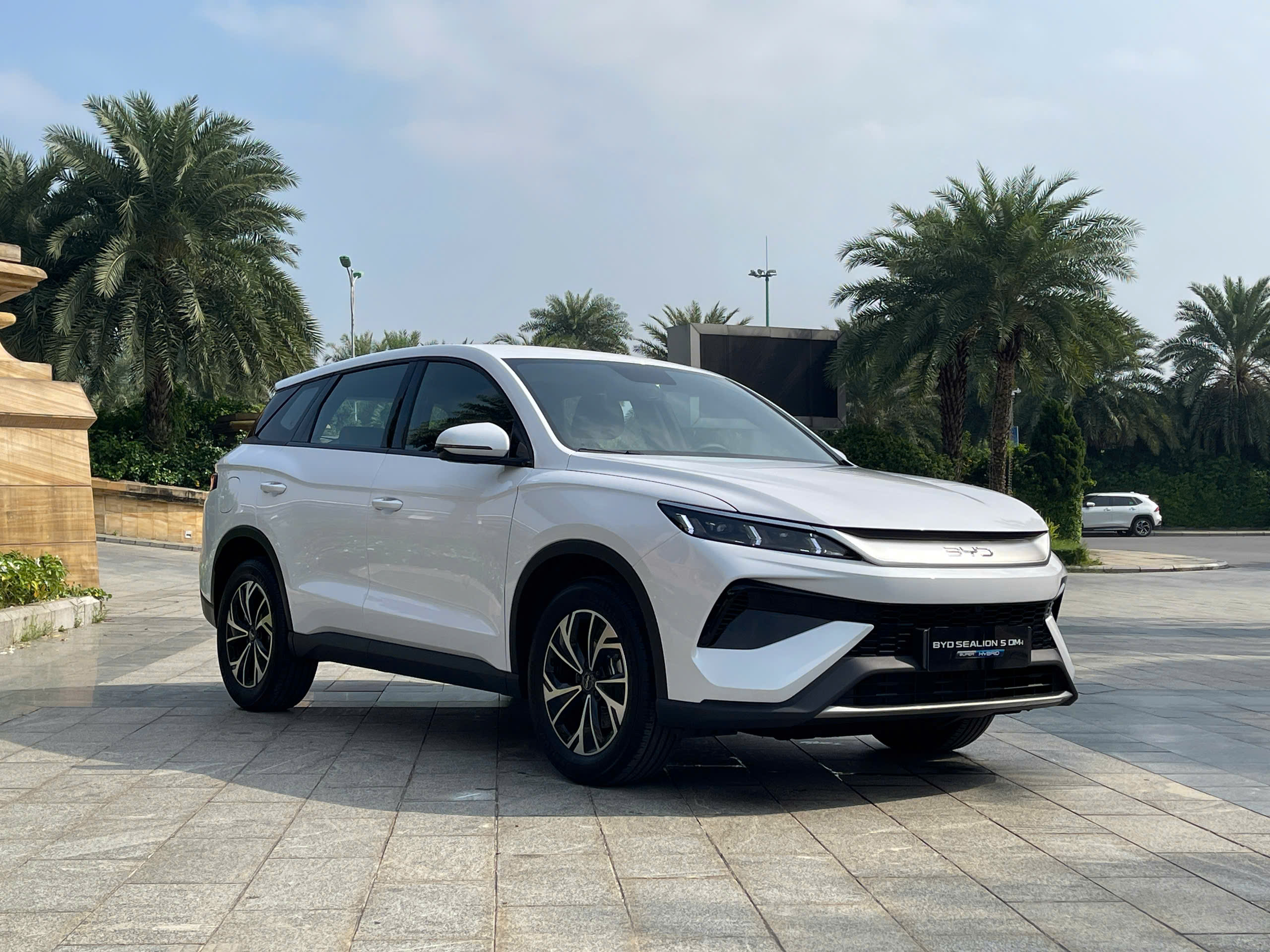 BYD Sealion 5 (11).jpg