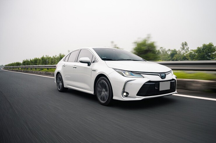 Giá xe Toyota Corolla Altis lăn bánh kèm ưu đãi tháng 10/2026 - 6