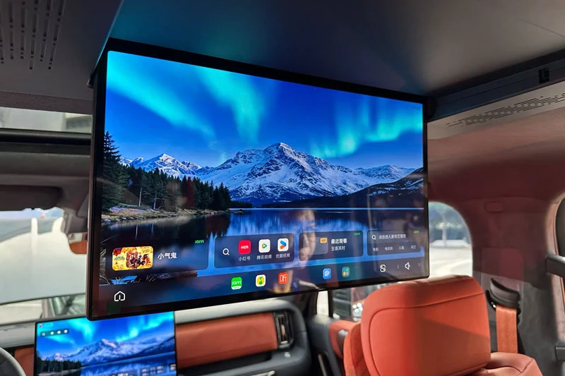 SUV địa hình dài hơn 5,1 mét, mạnh 831 mã lực, giá gần 1,4 tỷ đồng - Hình 7
