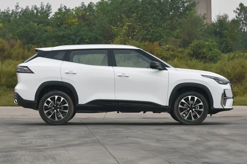 SUV hạng C động cơ tăng áp, giá hơn 330 triệu đồng - Hình 3