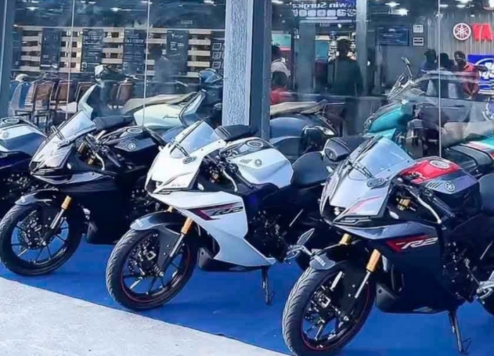 YAMAHA-R2