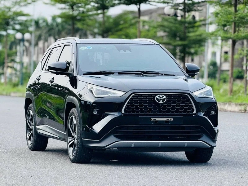 Top 5 mẫu xe Toyota bán chạy nhất tháng 7/2026: Yaris Cross vươn lên dẫn đầu.
