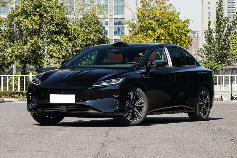 Xe điện công suất 721 mã lực, phạm vi hoạt động 730 km, giá từ 650 triệu đồng - Hình 2