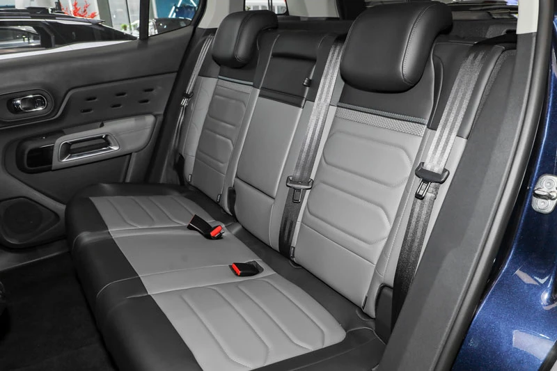 SUV hạng C công suất 211 mã lực, giá hơn 540 triệu đồng - Hình 5